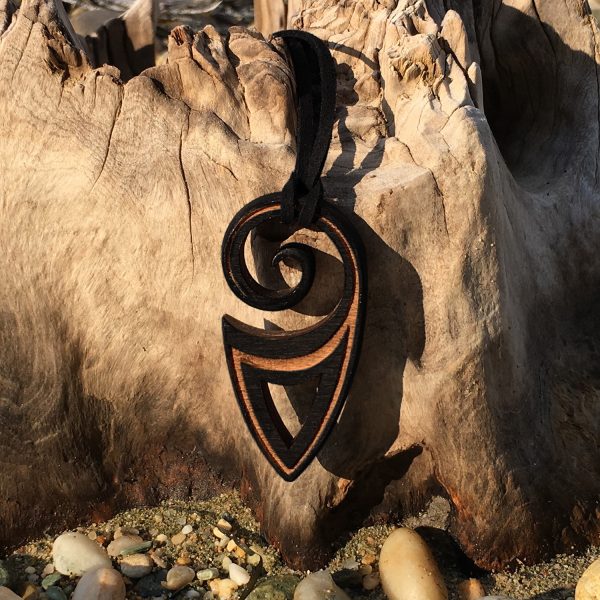 Pandant Amuleta din Lemn - The Maori Koru - wenge
