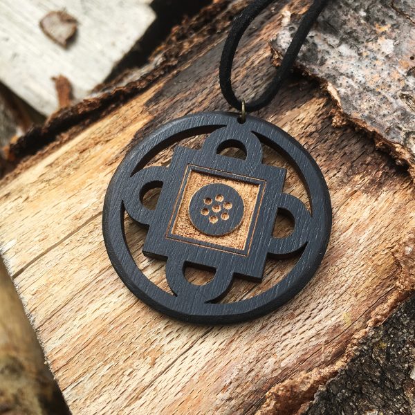 Amuleta Pandantiv din Lemn cu Simbolul Shambala