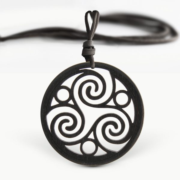 Pandant Amuleta din Lemn - Trisketa - wenge