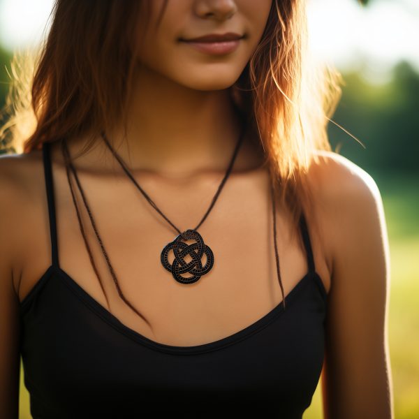 Amuleta Pandantiv din Lemn - Ouroboros - wenge