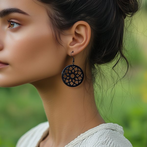 Cercei amuleta din Lemn The Lotus Flower wenge