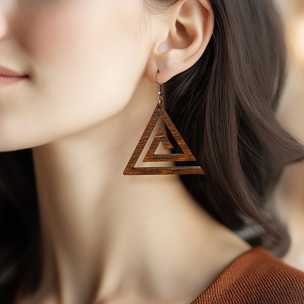 Cercei din Lemn Fantasy Spiral Triangle nuc